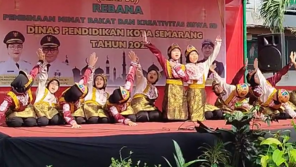 tampil1